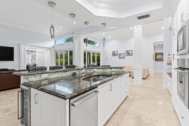 Interior, Kitchen, Living room, Pendant Lights, Recessed Lighting