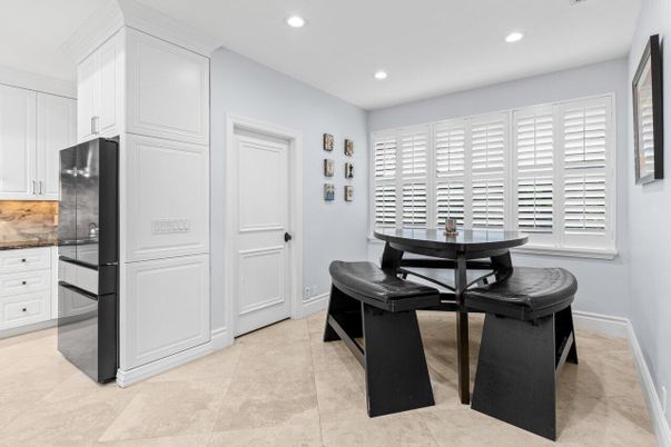 Dining room, Interior, Kitchen, Recessed Lighting