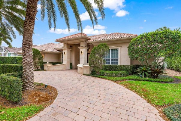 Backyard, Exterior, Facade, Mediterranean