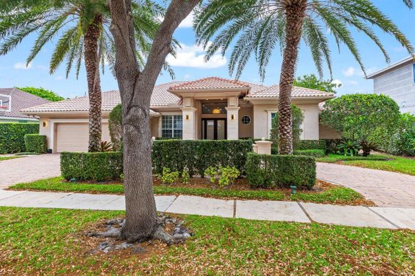 Attached, Backyard, Exterior, Facade, Mediterranean