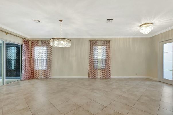 Chandelier, Empty room, Interior, Pendant Lights
