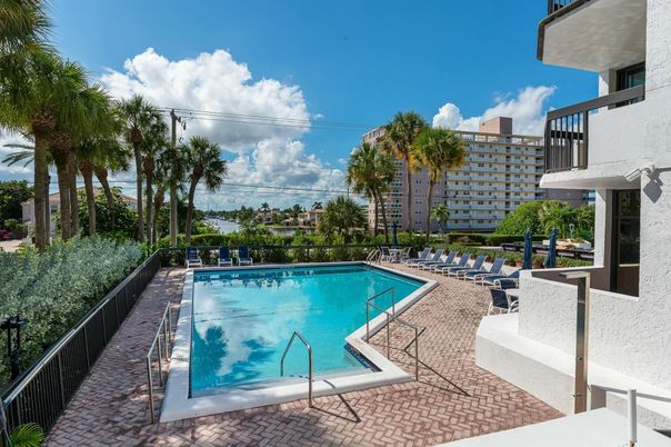 Exterior, Pool, Water