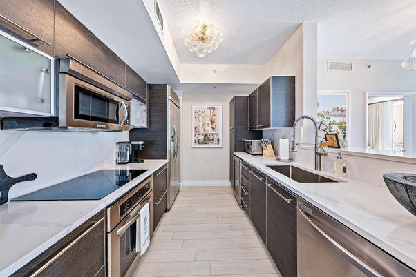 Chandelier, Interior, Kitchen, Stainless Steel Appliances, Wood Texture Flooring