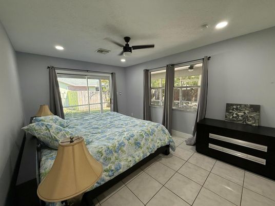 Bedroom, Interior, Recessed Lighting