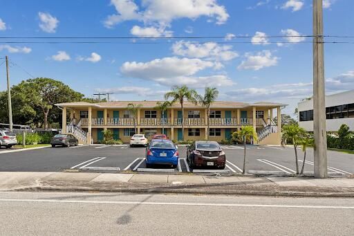 Exterior, Facade, Condo Building