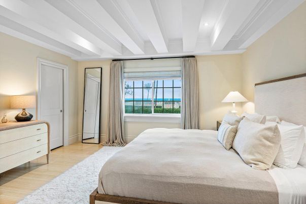 Bedroom, Interior, Recessed Lighting, Water, Wood Texture Flooring