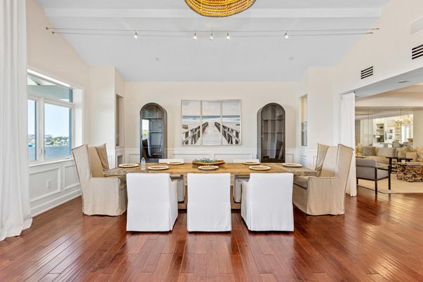 Chandelier, Interior, Living room, Recessed Lighting, Wood Texture Flooring