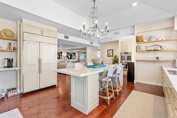 Chandelier, Dining room, Interior, Living room, Recessed Lighting, Wood Texture Flooring