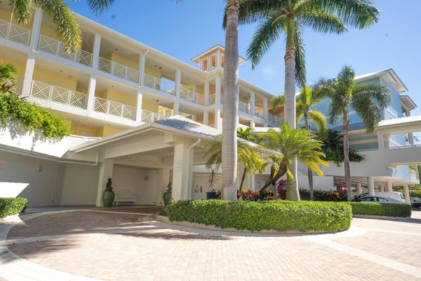 Exterior, Facade, Condo Building