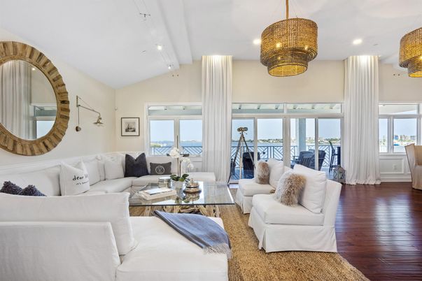 Chandelier, Interior, Living room, Recessed Lighting, Water, Wood Texture Flooring