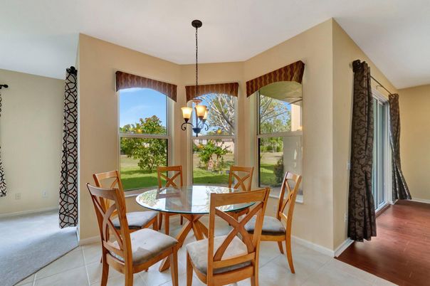 Dining room, Interior, Pendant Lights