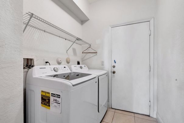 Interior, Washer