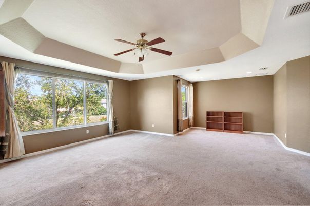 Empty room, Interior, Recessed Lighting
