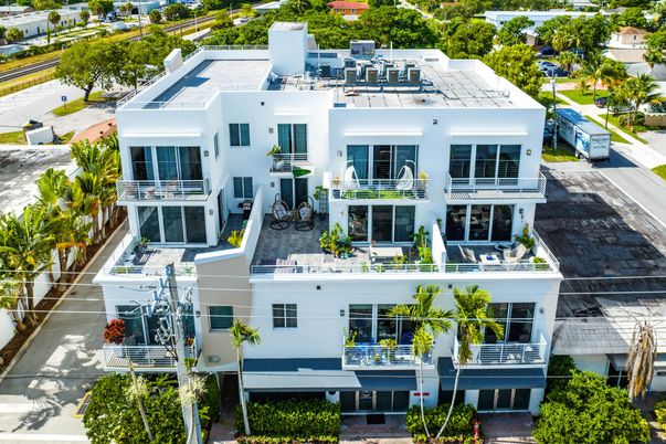 Exterior, Drone