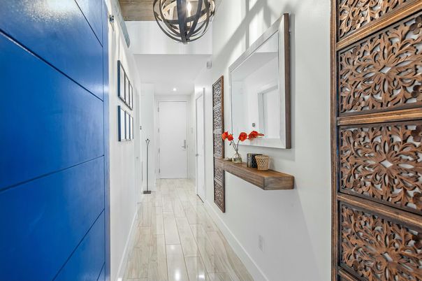 Interior, Pendant Lights, Recessed Lighting, Wood Texture Flooring