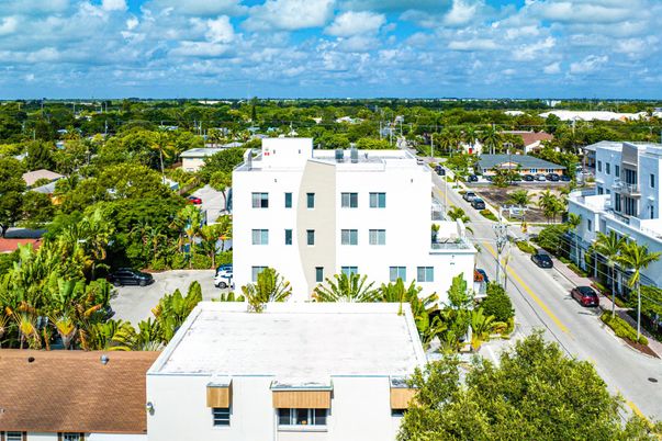 Exterior, Drone