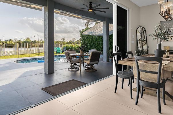 Exterior, Pool, Water