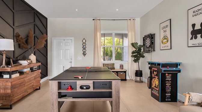 Game Room, Interior, Recessed Lighting