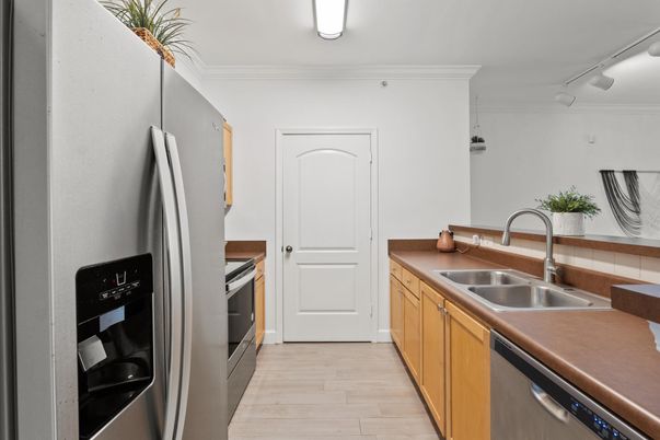 Interior, Kitchen, Stainless Steel Appliances, Wood Texture Flooring