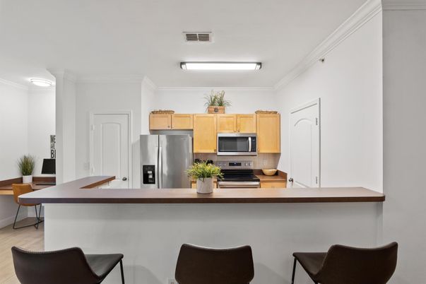 Interior, Kitchen, Stainless Steel Appliances, Wood Texture Flooring