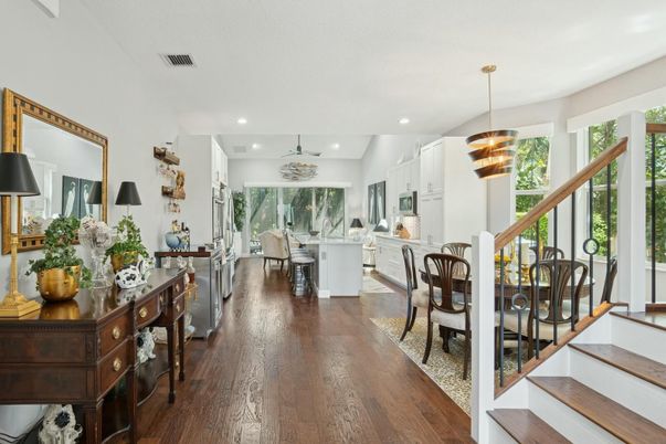 Dining room, Interior, Kitchen, Pendant Lights, Recessed Lighting, Wood Texture Flooring
