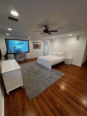 Bedroom, Home Office, Interior, Recessed Lighting, Wood Texture Flooring