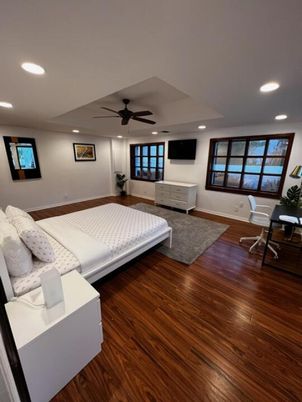 Bedroom, Interior, Recessed Lighting, Wood Texture Flooring