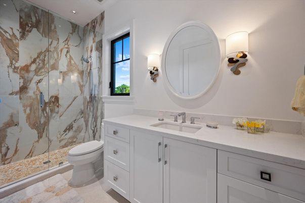Bathroom, Interior, Recessed Lighting