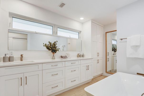 Bathroom, Dual Sink Vanities, Interior, Recessed Lighting, Wood Texture Flooring