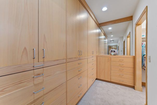 Interior, Recessed Lighting, Walk-in Closets