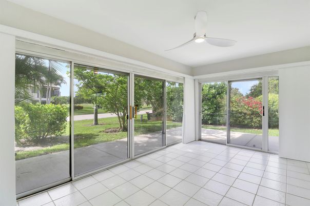 Empty room, Interior, Sun Room