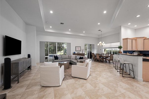 Chandelier, Dining room, Interior, Kitchen, Living room, Recessed Lighting