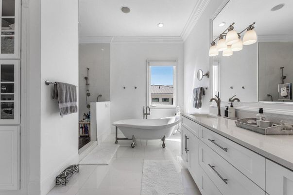 Bathroom, Dual Sink Vanities, Free Standing Baths, Interior, Recessed Lighting