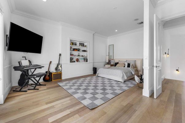 Bedroom, Interior, Recessed Lighting, Wood Texture Flooring