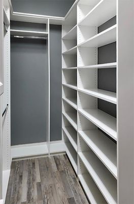 Interior, Walk-in Closets, Wood Texture Flooring