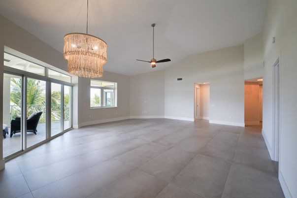 Chandelier, Dining room, Interior, Living room, Recessed Lighting