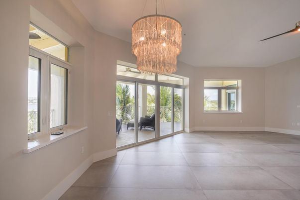 Chandelier, Dining room, Interior