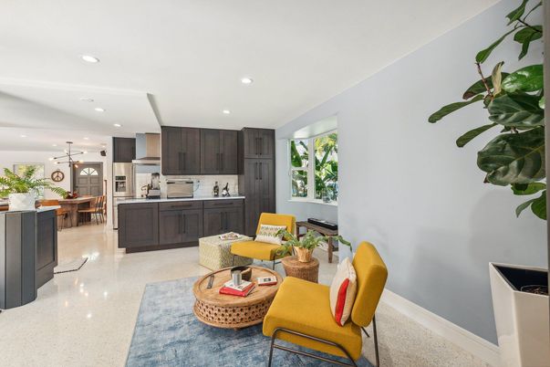 Dining room, Interior, Kitchen, Pendant Lights, Recessed Lighting, Stainless Steel Appliances