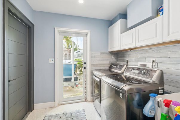 Interior, Recessed Lighting, Washer