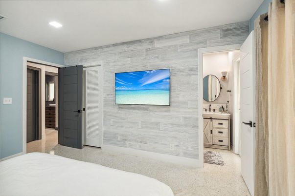 Bathroom, Bedroom, Interior, Recessed Lighting