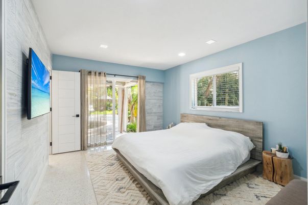 Bedroom, Interior, Recessed Lighting