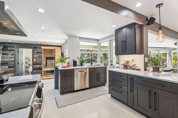 Interior, Kitchen, Pendant Lights, Recessed Lighting, Stainless Steel Appliances
