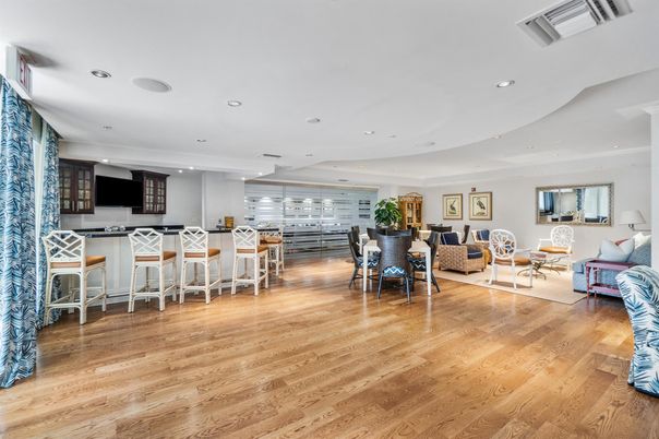 Dining room, Interior, Living room, Recessed Lighting, Wood Texture Flooring