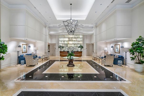Interior, Living room, Pendant Lights, Recessed Lighting