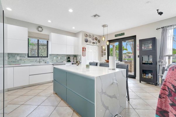 Interior, Kitchen, Pendant Lights, Recessed Lighting