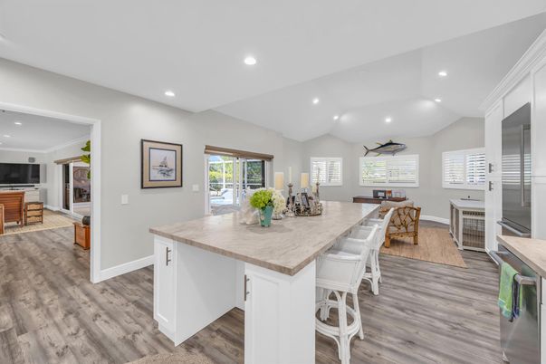 Dining room, Interior, Kitchen, Recessed Lighting, Wood Texture Flooring