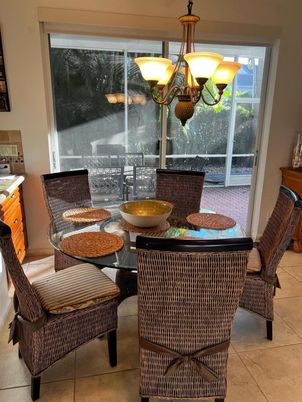 Chandelier, Dining room, Interior