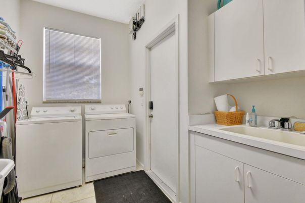 Interior, Utility Closets, Washer