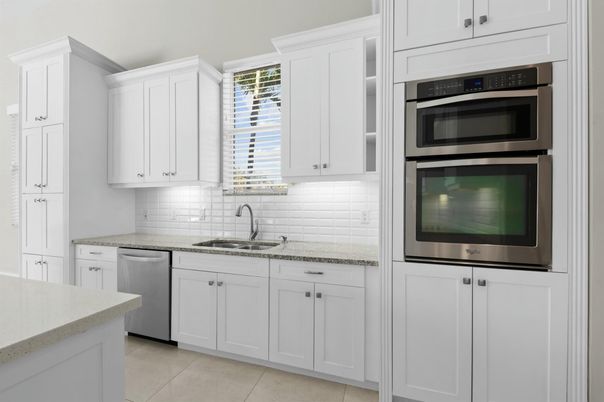 Interior, Kitchen, Stainless Steel Appliances