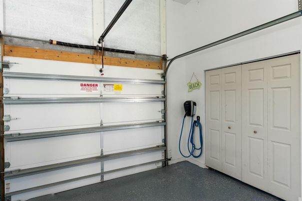 Garage, Interior